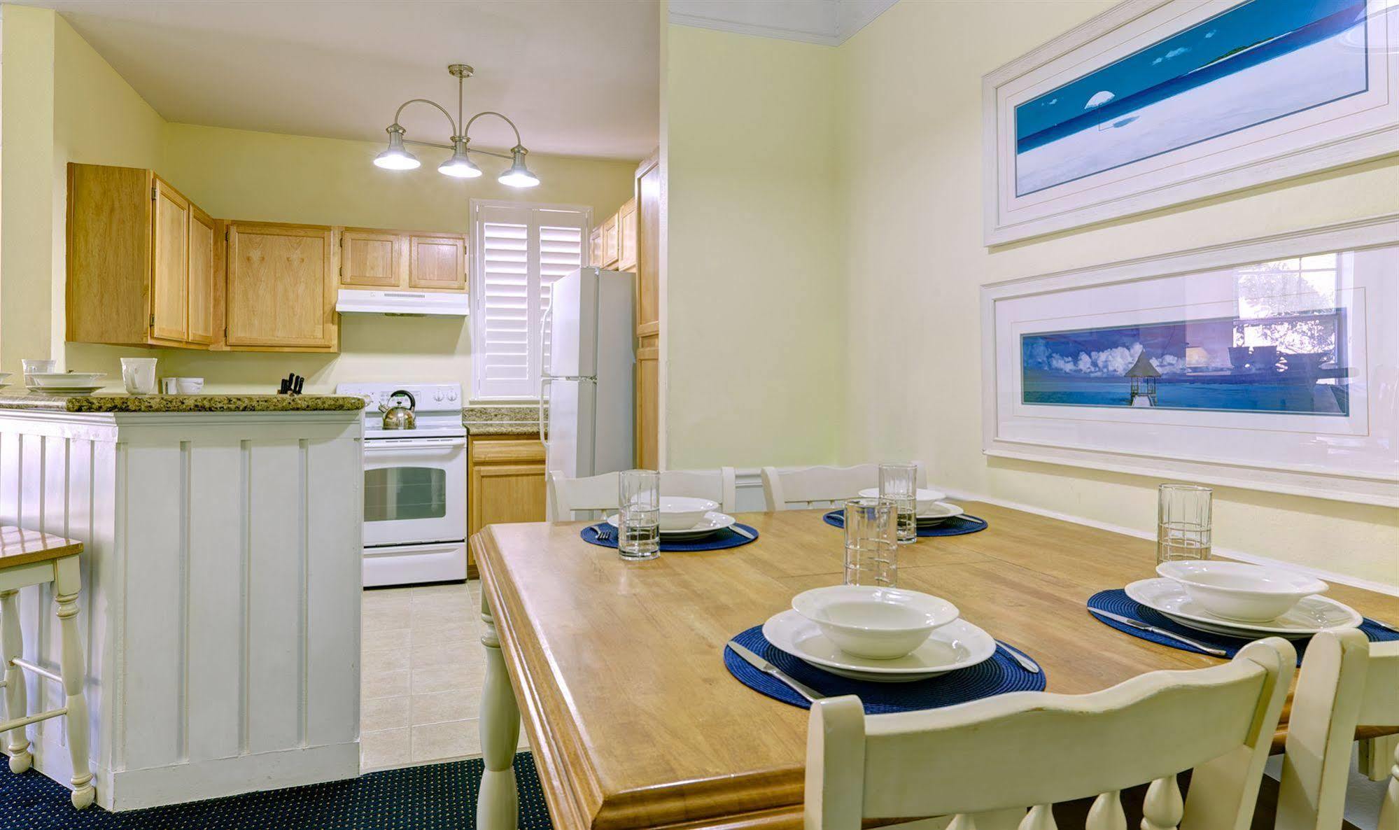 Runaway Beach Resort By Magical Memories -Disney Area Kissimmee Bagian luar foto