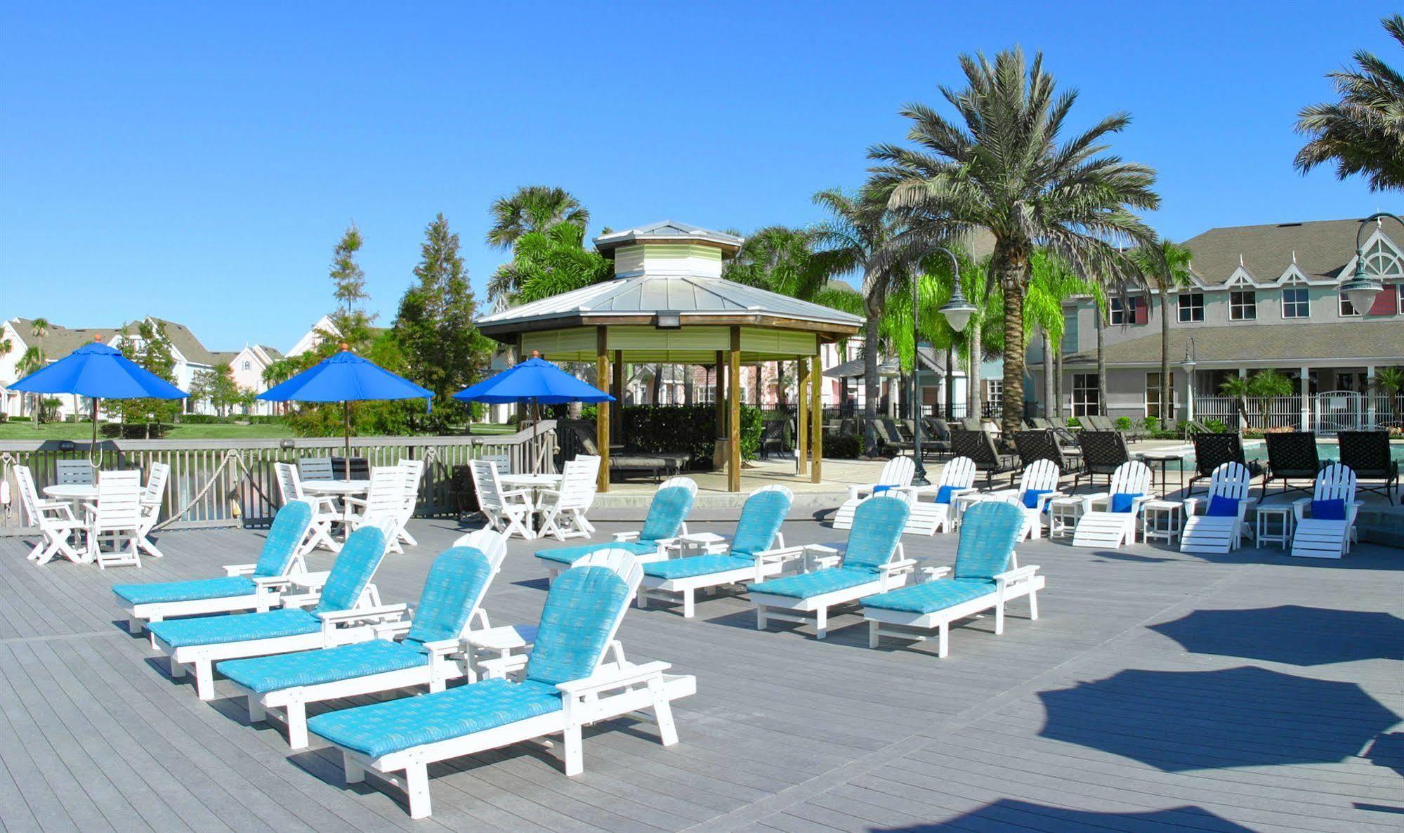 Runaway Beach Resort By Magical Memories -Disney Area Kissimmee Bagian luar foto